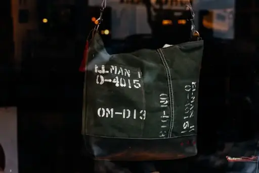 [TLA-BG-002] "Artist at Work" Tote Bag
